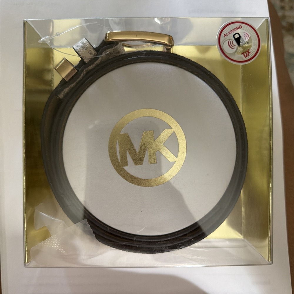 NWB Michael Kors Womens Belt Gold Buckle White Vanilla Color Sz S/M - Picture 1 of 7